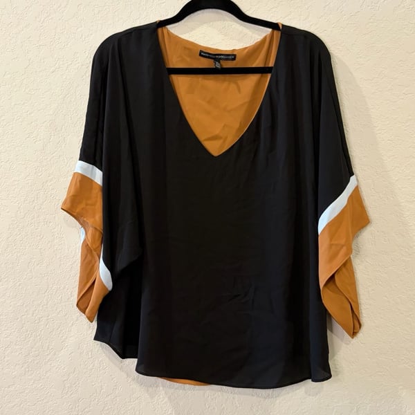 White House Black Market Dolman Flutter Sleeve Colorblock Blouse