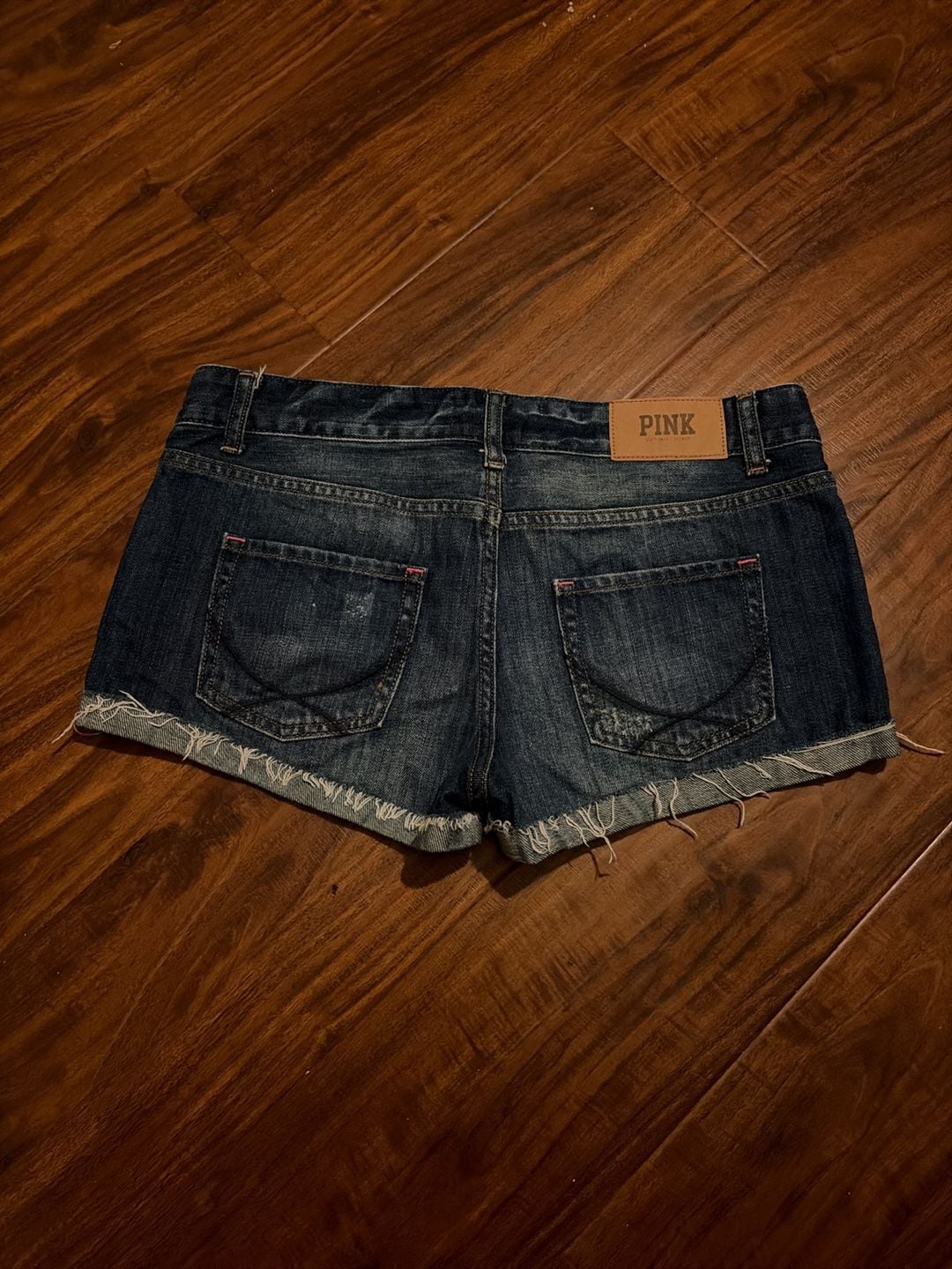 PINK Victoria's Secret Distressed Cut-Off Denim Shorts, Size 6 4