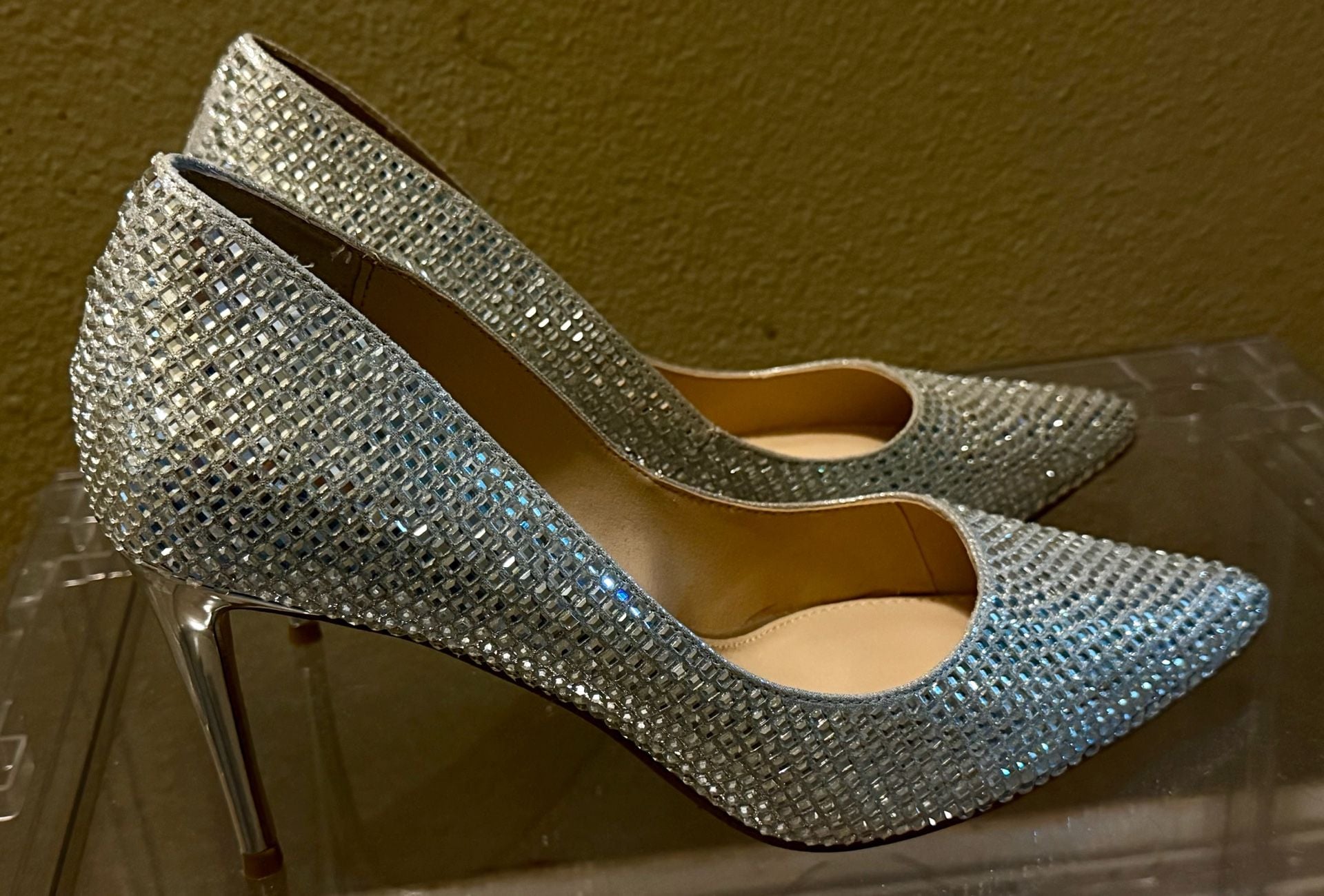 Steve Madden Laveda Silver Rhinestone Embellished Pointed Toe Stiletto Pumps 2