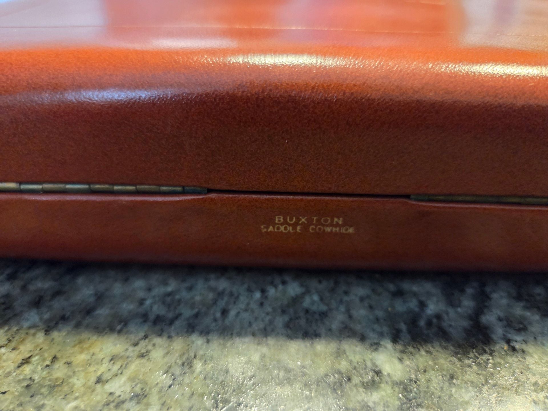 Vintage Buxton Saddle Cowhide Leather Travel Jewelry or Vanity Case 5