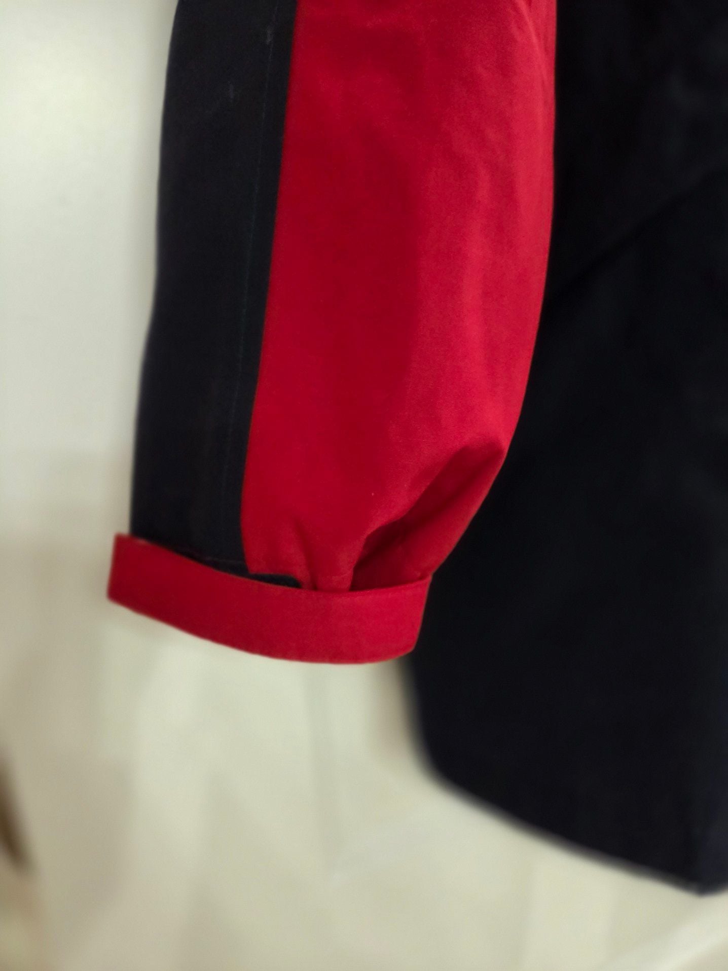 Tommy Hilfiger Women's 3-in-1 All Weather System Jacket in Red and Navy. Adjustable hood and hand cuffs, 2 zipper pockets and 2 zip-up sizes (see pic). 14