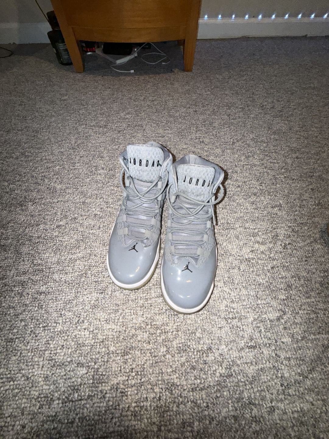 Size 13 Jordan Max Aura 'Cool Grey' Basketball Sneakers (AQ9084-010) 2