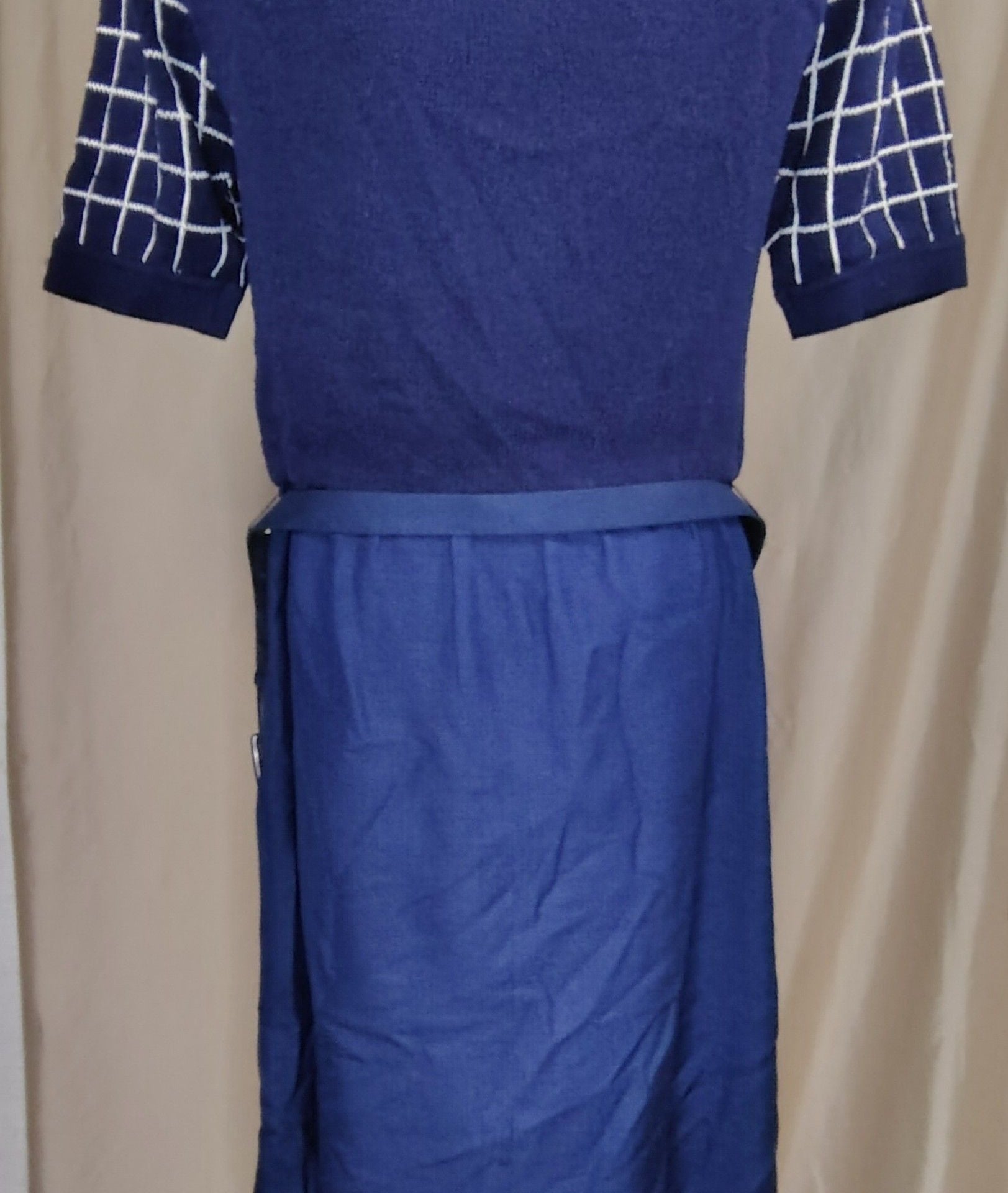 Vintage 1950s Dress Blue Windowpane Plaid Short Sleeve Set with Belt, size 6, Made in Hong Kong 4