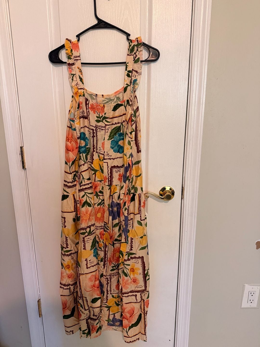 Vintage-Style Floral Stamp Print Ruffle Strap Midi Dress 1