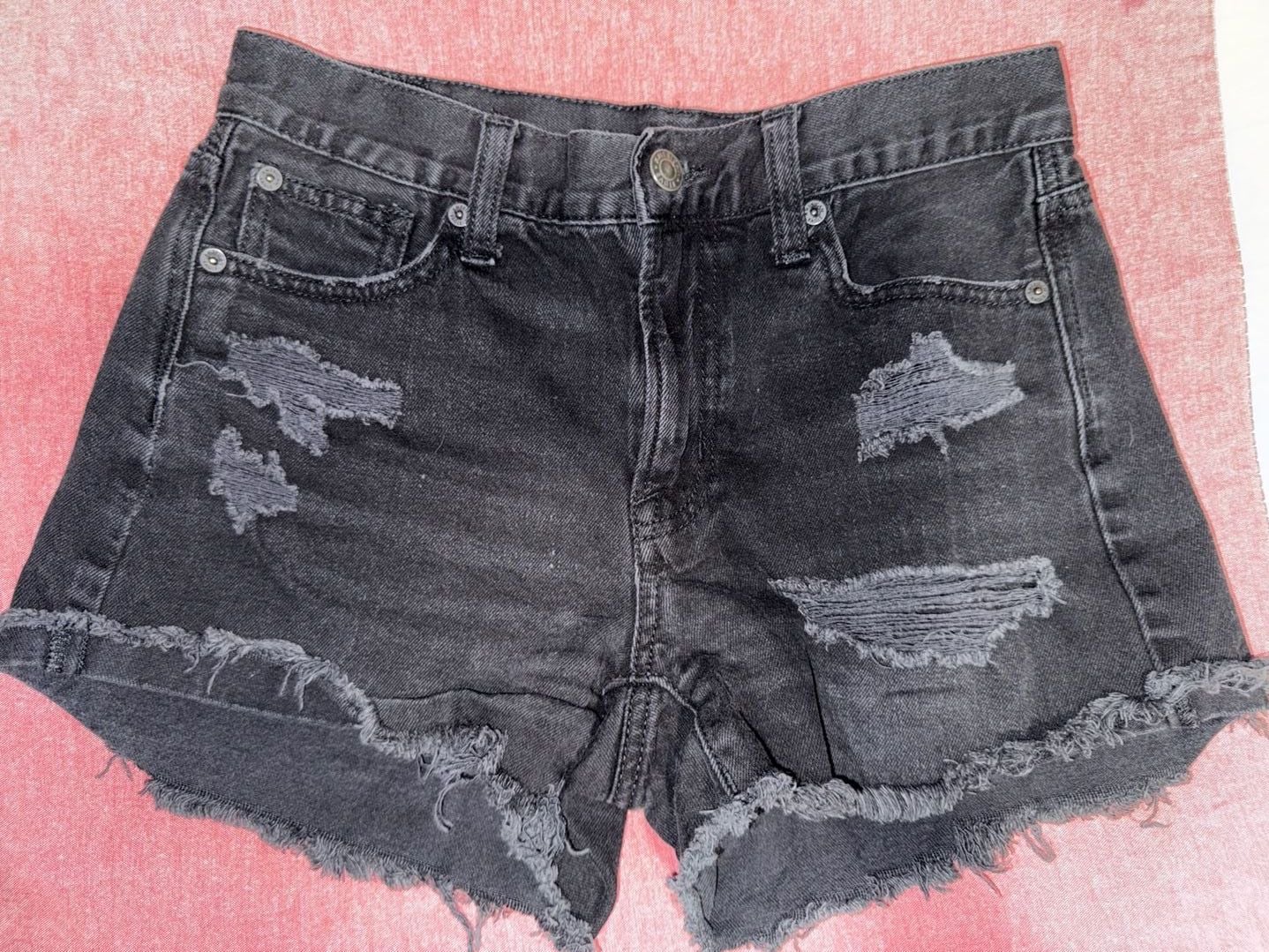 American Eagle Outfitters Women's Black Denim Ripped Frayed Hem Shorts Size 0 3