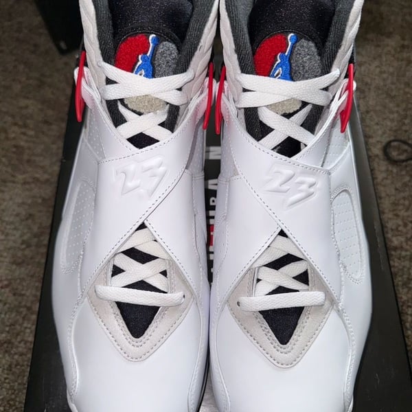 Air Jordan 8 Retro 'Bugs Bunny' 2025 Release