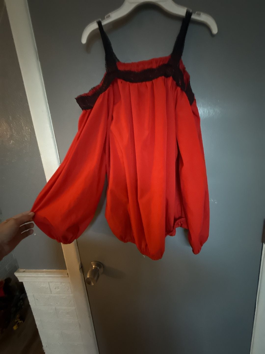 Red Cold-Shoulder Lantern Sleeve Blouse with Black Lace Detail 1