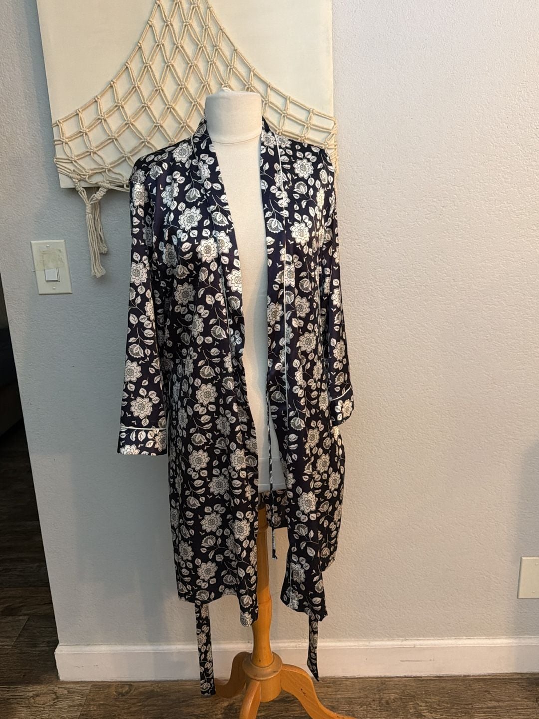 Linea Donatella Floral Satin Robe Style MOY190 2