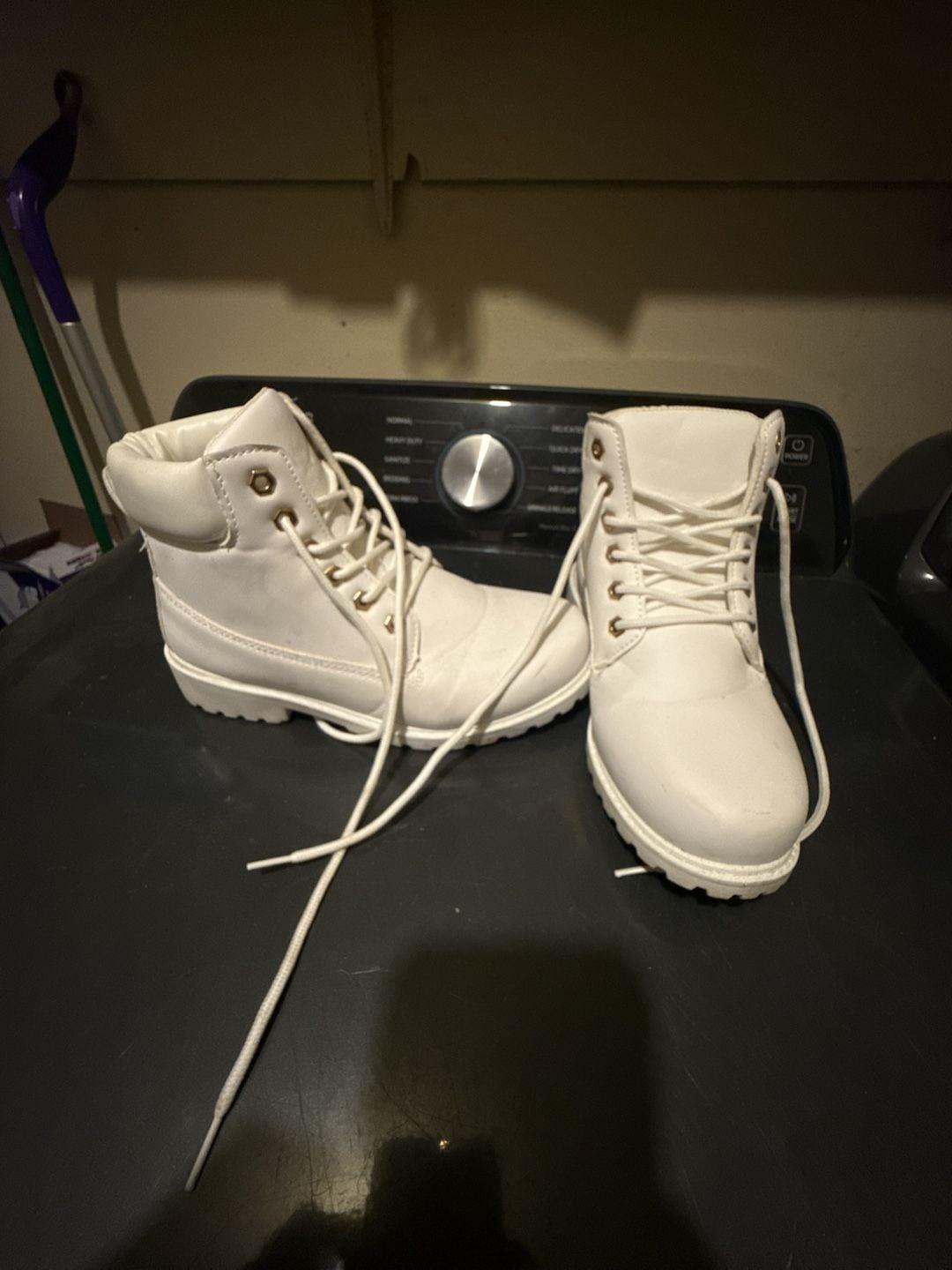 Generic Women's White Faux Leather Lug Sole Ankle Boots 2