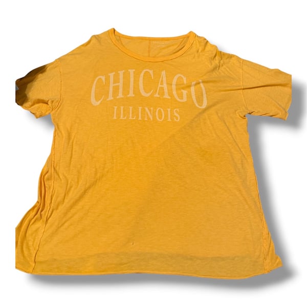 American Eagle Chicago Illinois  Orange Graphic T-Shirt