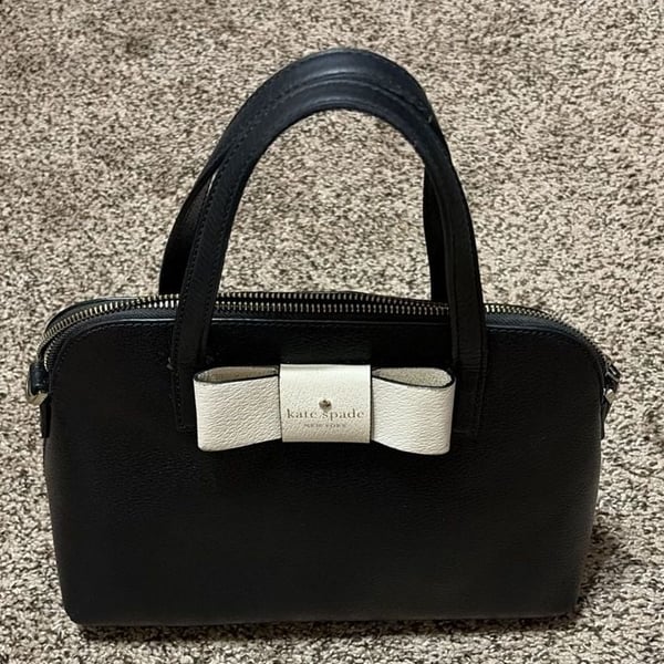 Kate Spade New York Matthews Street Maise Dome Satchel Black w/White Bow