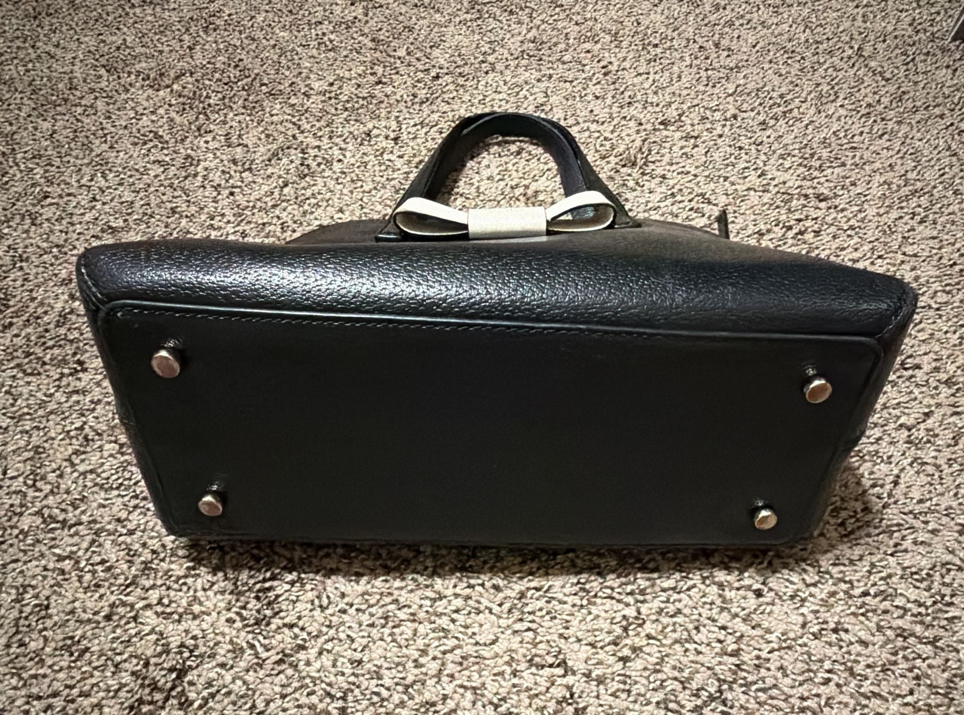 Kate Spade New York Matthews Street Maise Dome Satchel Black w/White Bow 10