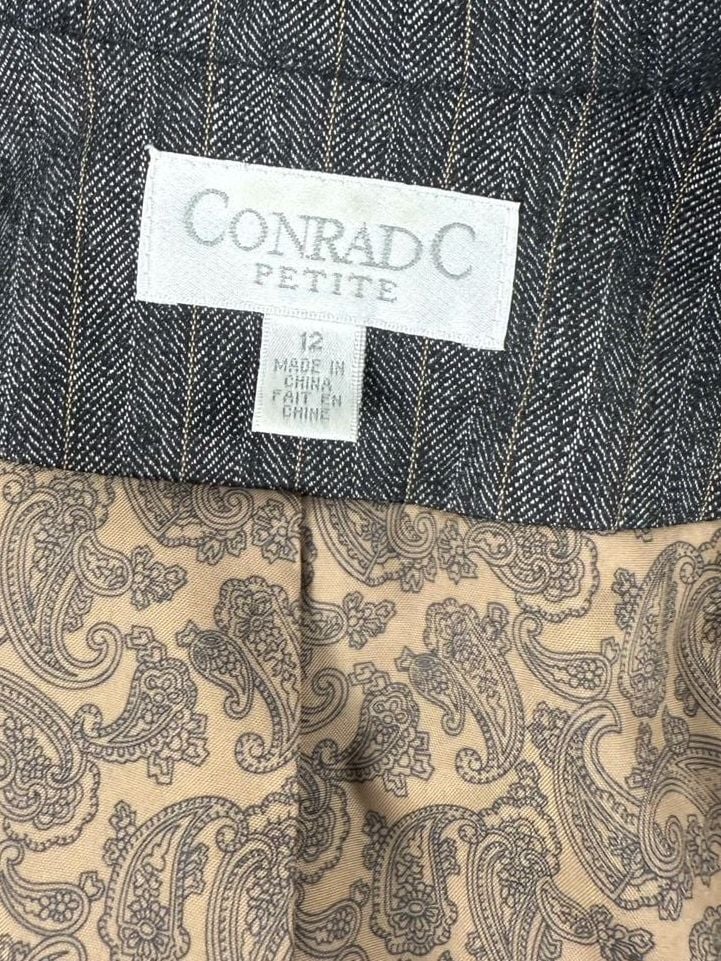 Conrad C Petite Charcoal Grey Pinstripe Stretch Blazer 7