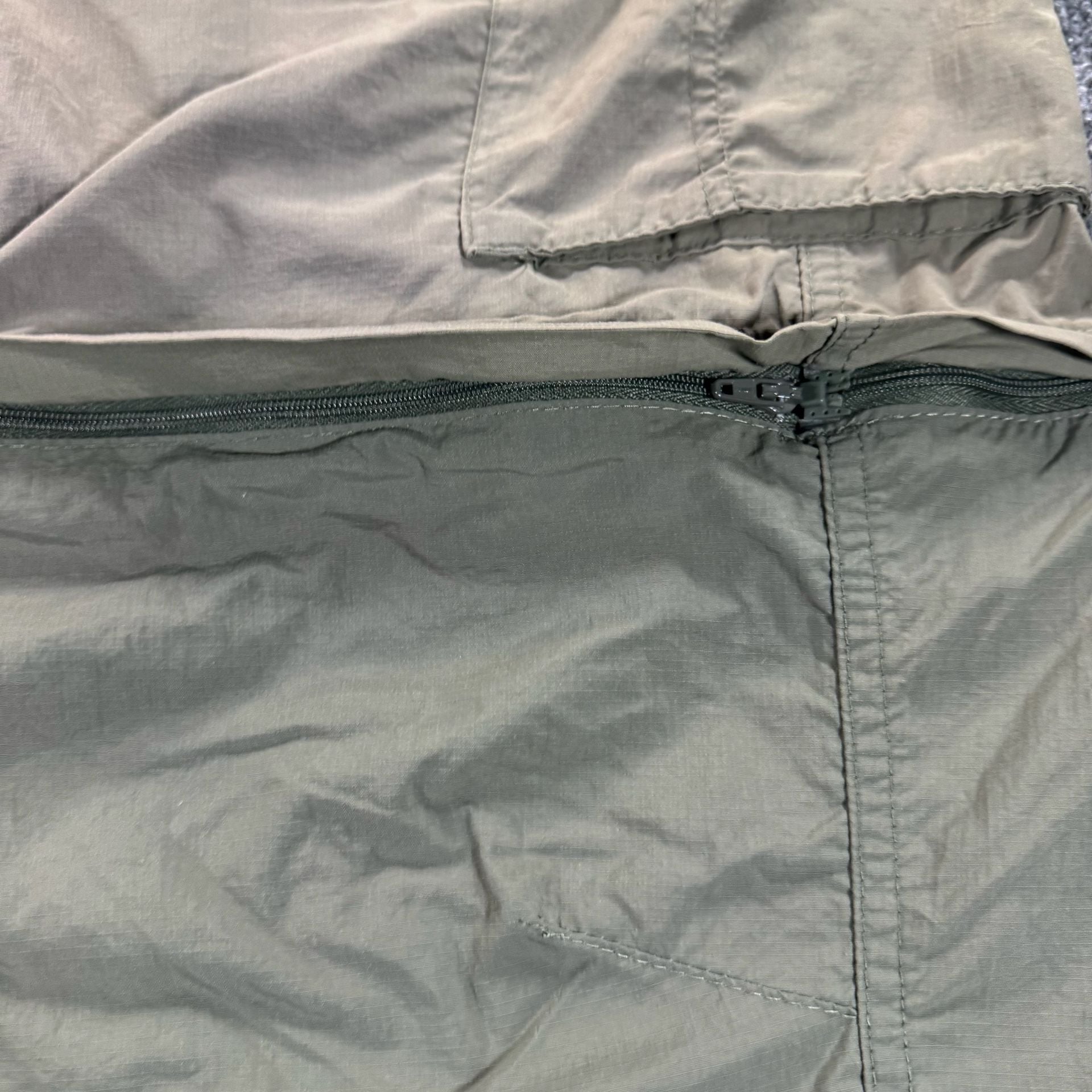 Columbia Convertible Cargo Hiking Pants Mens Khaki Lightweight Zip-Off 11