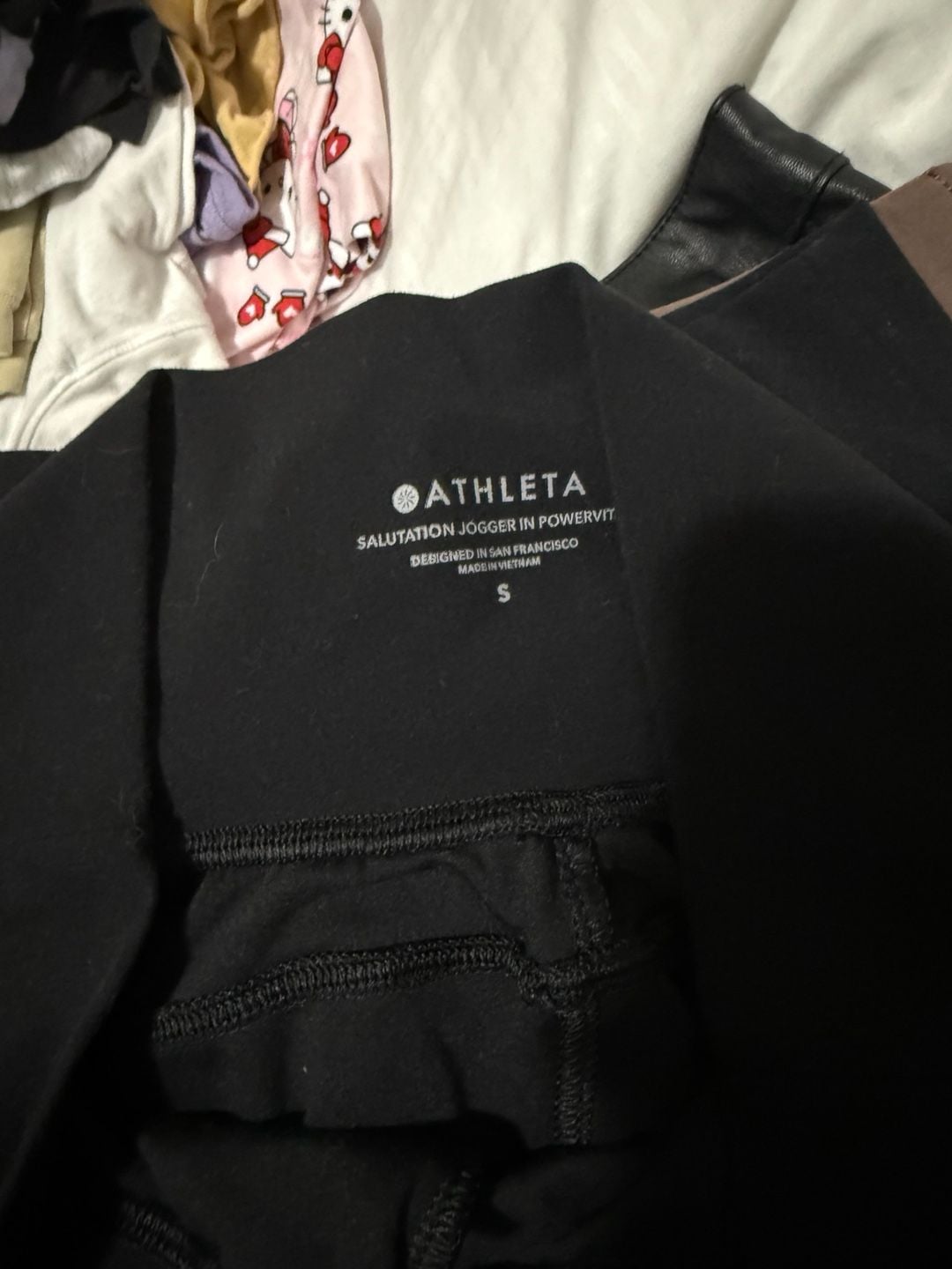 Athleta Salutation Jogger in Powervita Black Women's Size Small 2