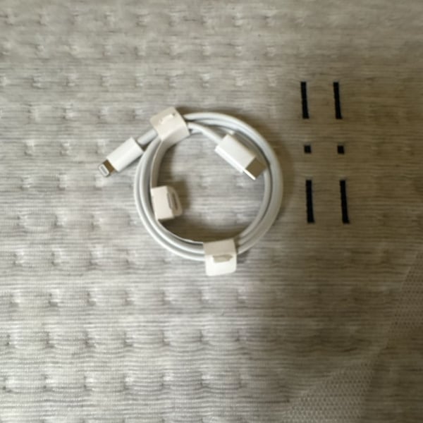 Apple USB-C to Lightning Cable (1m)