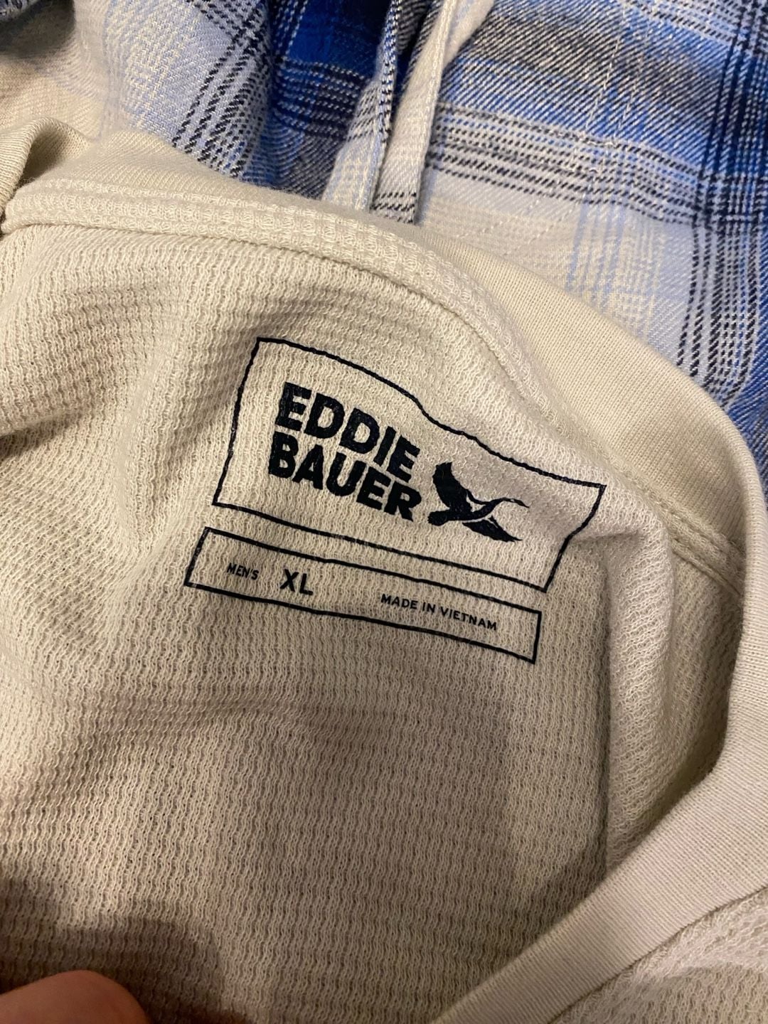 Eddie Bauer Men's 2-Piece Waffle Henley and Flannel Pajama Set 7