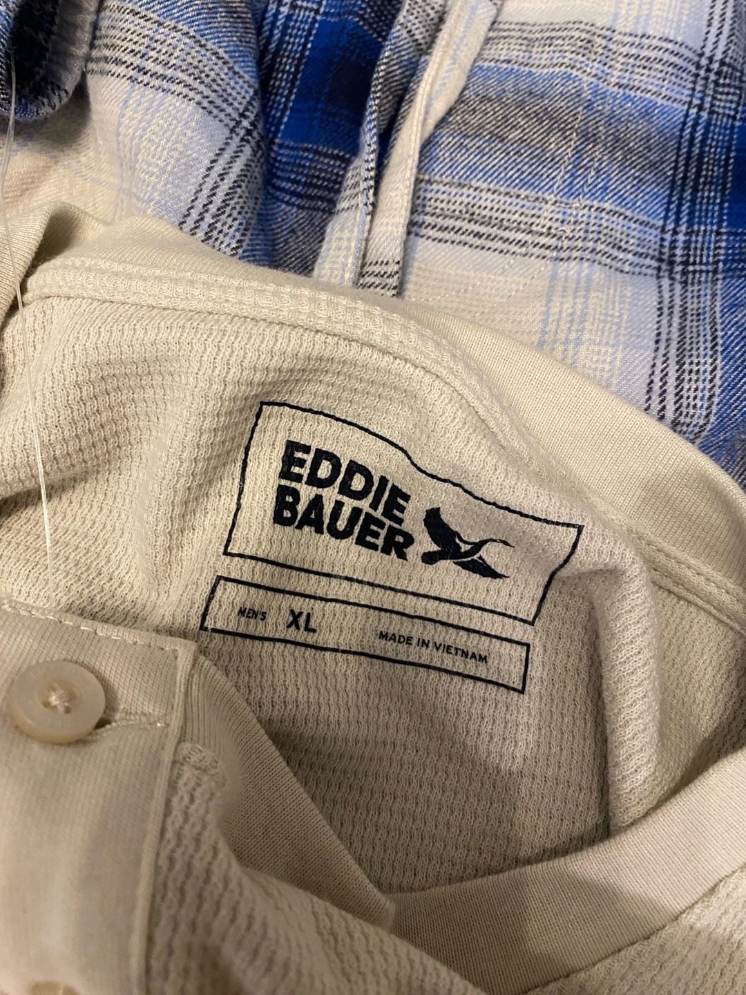 Eddie Bauer Men's 2-Piece Waffle Henley and Flannel Pajama Set 8