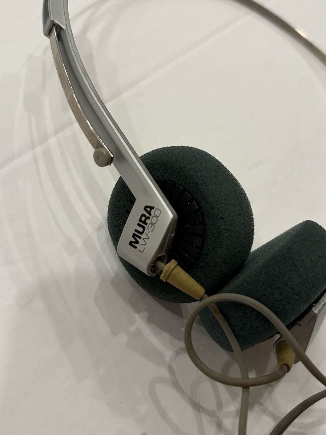 Vintage Mura Model LW-300 Lightweight Stereo Headphones 9