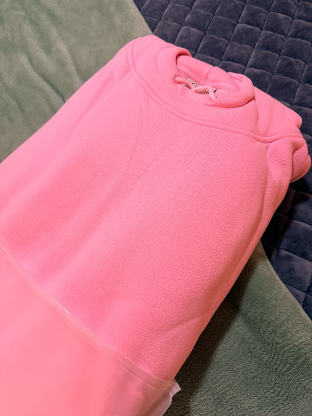 COMFRT Heavyweight Pink Hooded Pullover w/ Side Zipper Pocket 1