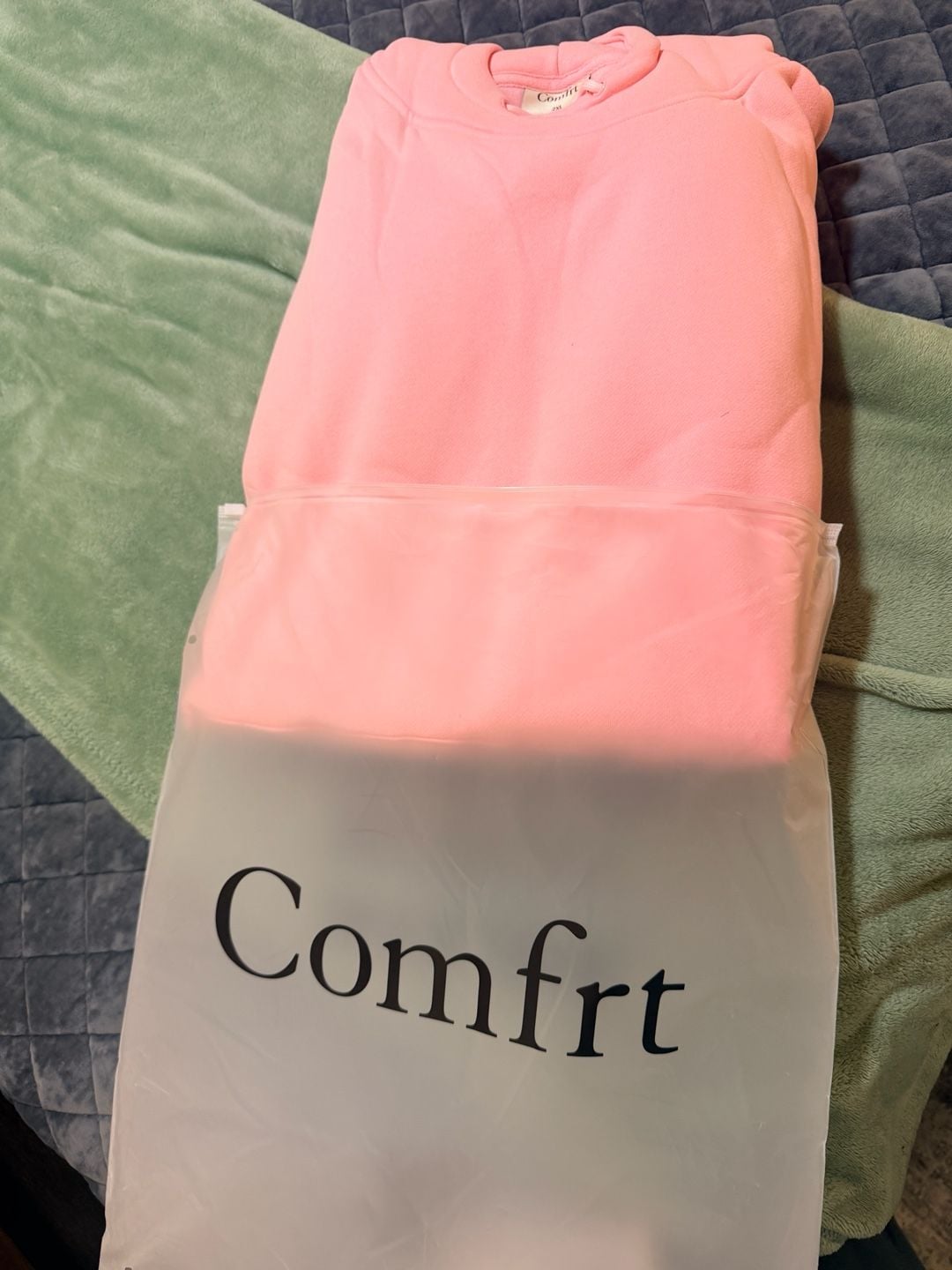 COMFRT Heavyweight Pink Hooded Pullover w/ Side Zipper Pocket 3