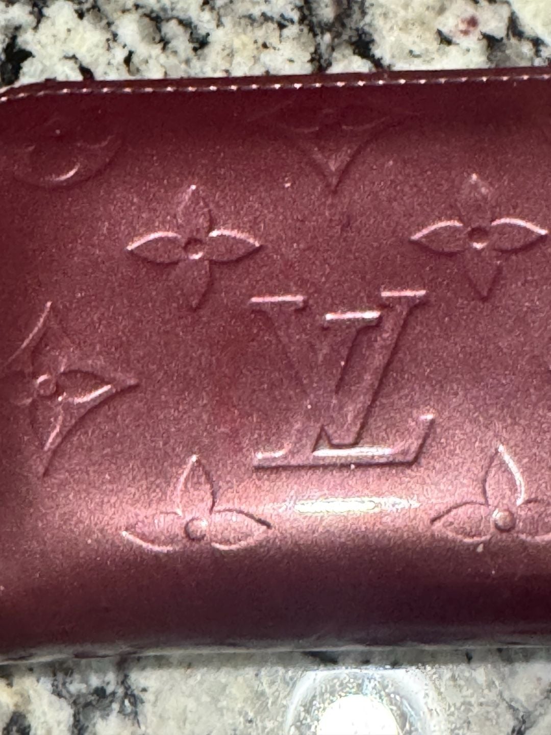 Louis Vuitton Vernis Amarante Zip Coin Purse Wallet Date Code SN2068 9