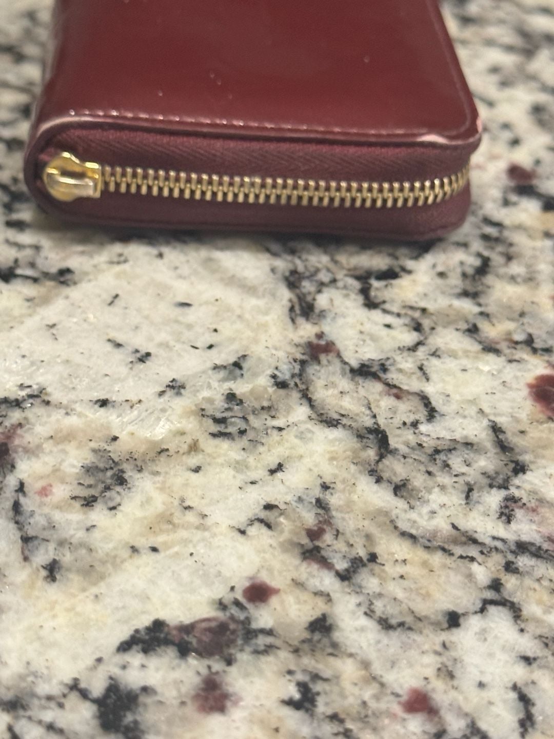 Louis Vuitton Vernis Amarante Zip Coin Purse Wallet Date Code SN2068 10