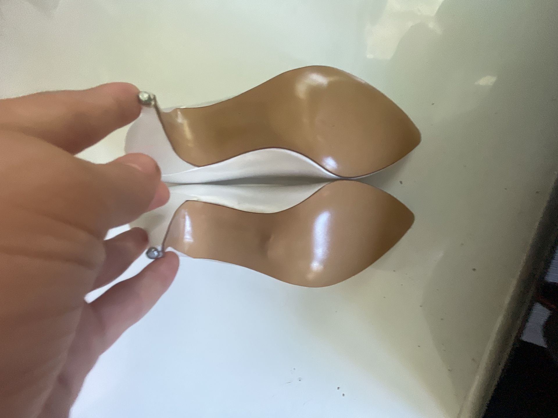 Fayva White Satin Pointed Toe Pump Heels Size 7M 4