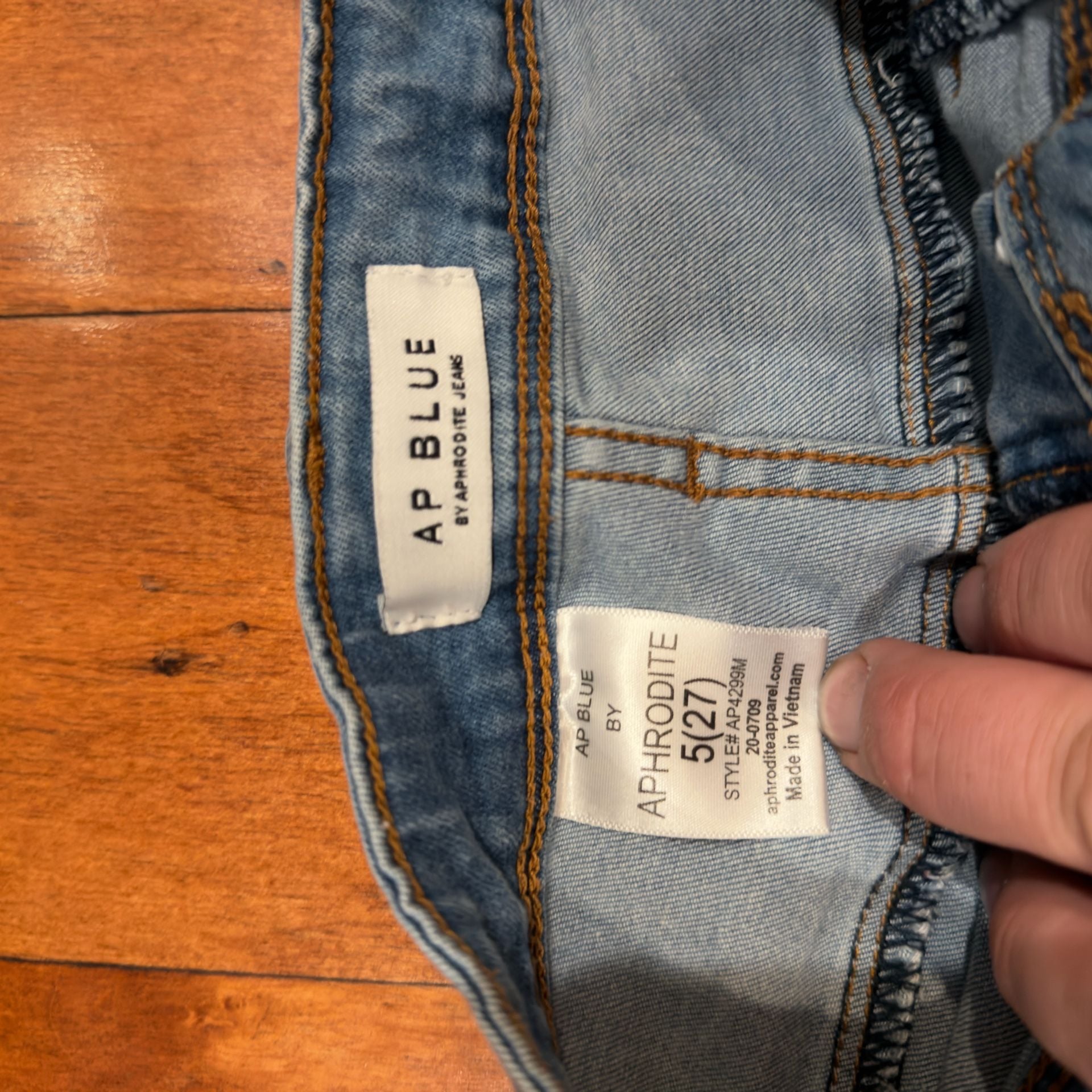 AP Blue by Aphrodite Jeans Women's Distressed Skinny Jeans Size 5/27 4