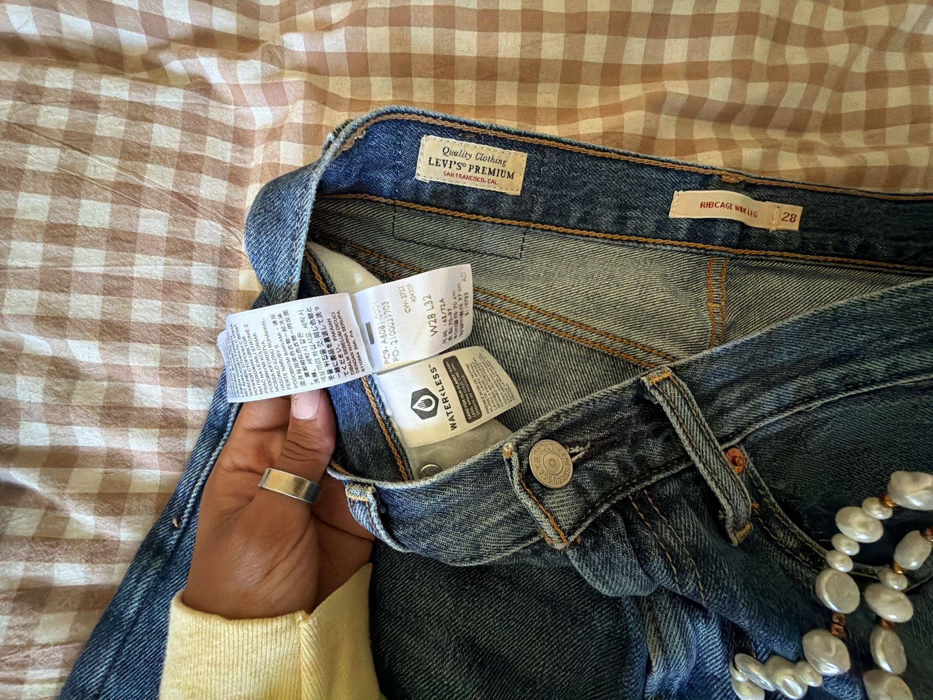 Levi's Premium Ribcage Wide Leg High-Rise Jeans 4