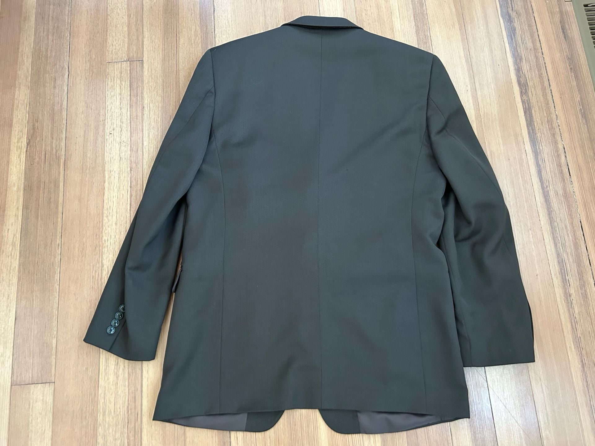Jones New York Men's 2-Piece Wool Blend Suit 3