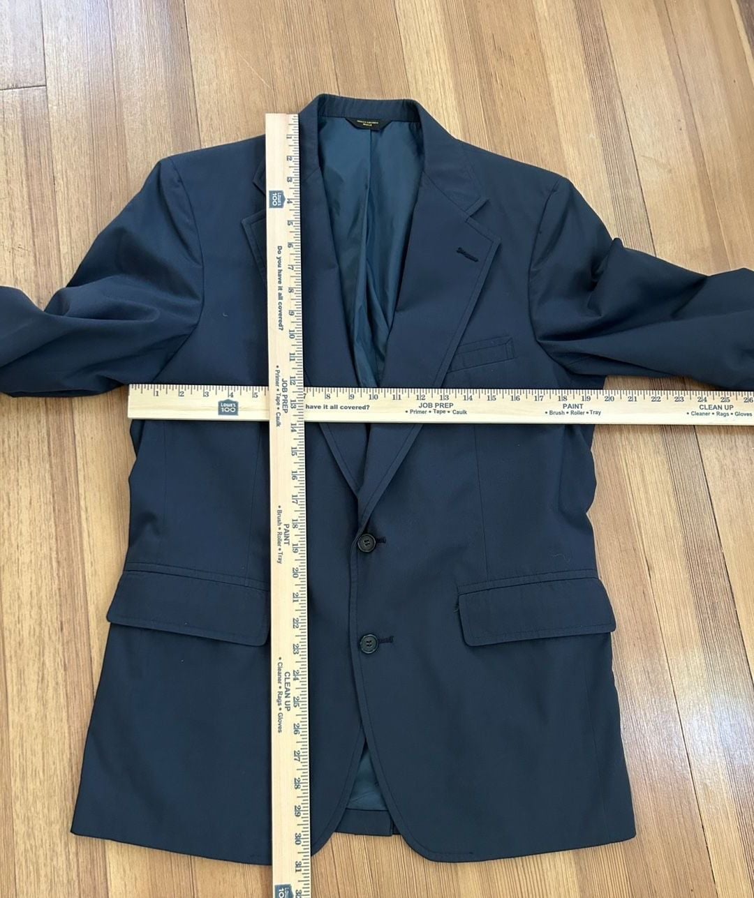 JoS. A. Bank Clothiers Men's Two-Piece Navy Blue Suit 8