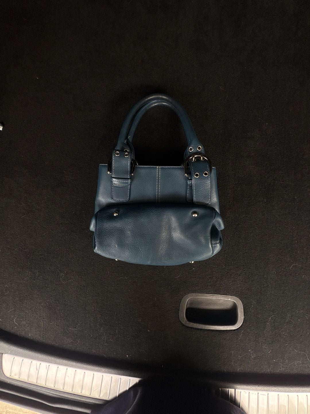 Tignanello Blue Pebbled Leather Shoulder Bag with Silver-Tone Hardware 3
