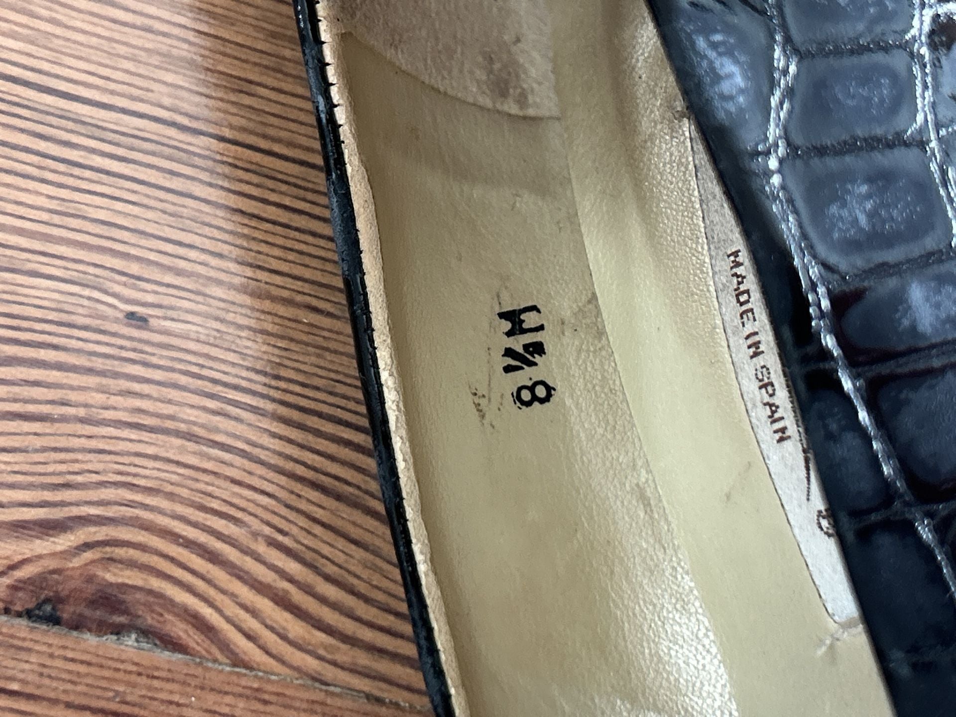 Bandolino vtg Black Patent Crocodile Embossed Leather Pumps 8.5M Made in Spain 5