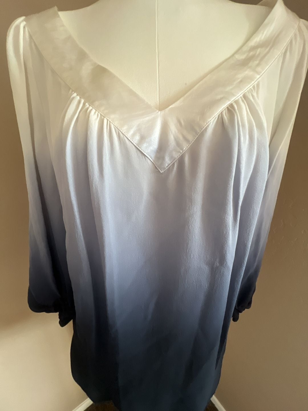 Karen Kane 100% Silk Ombre V-Neck Long Sleeve Blouse 2