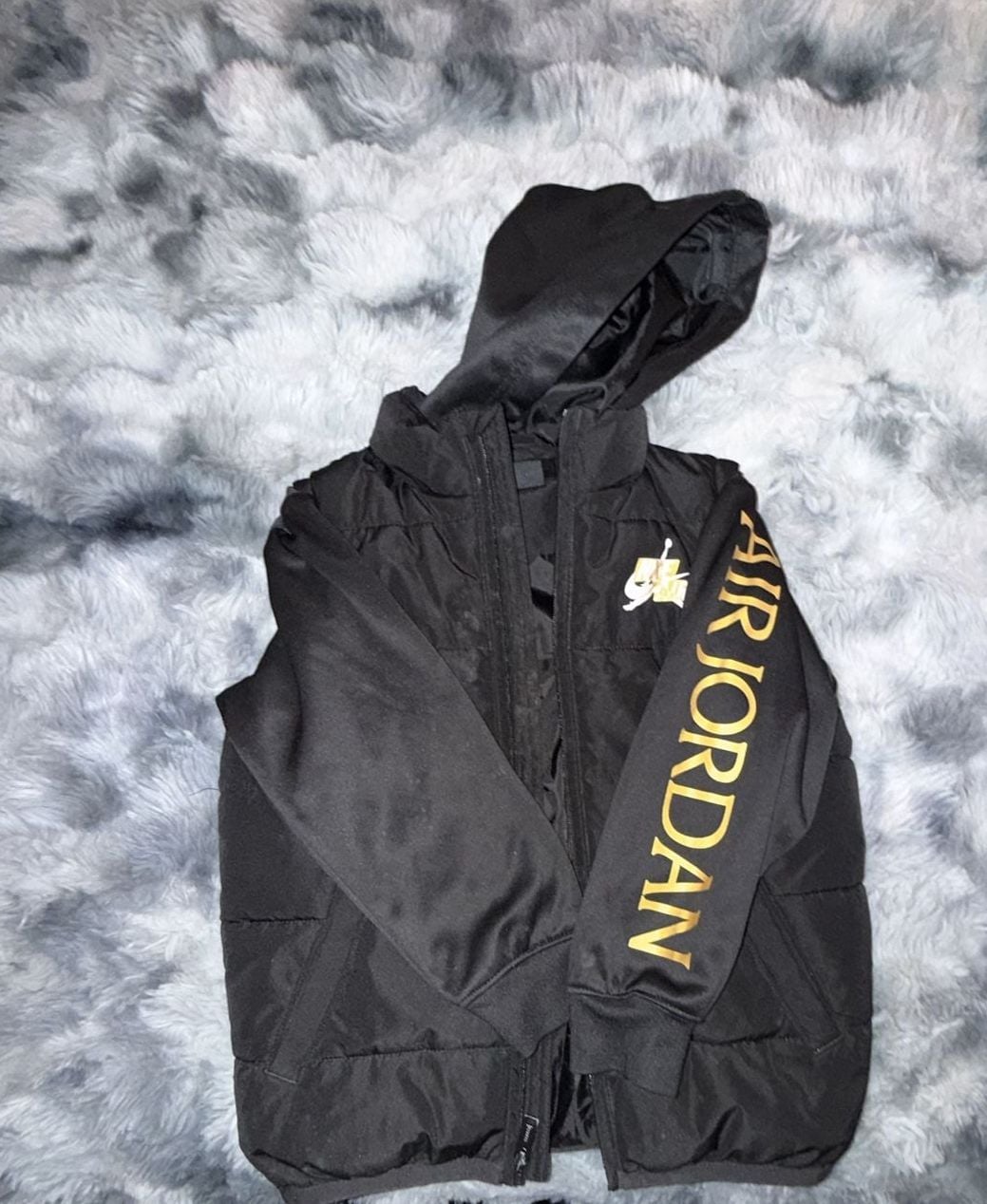 Air Jordan Boys' Hooded Puffer Vest Jacket Black with Gold Logo 1