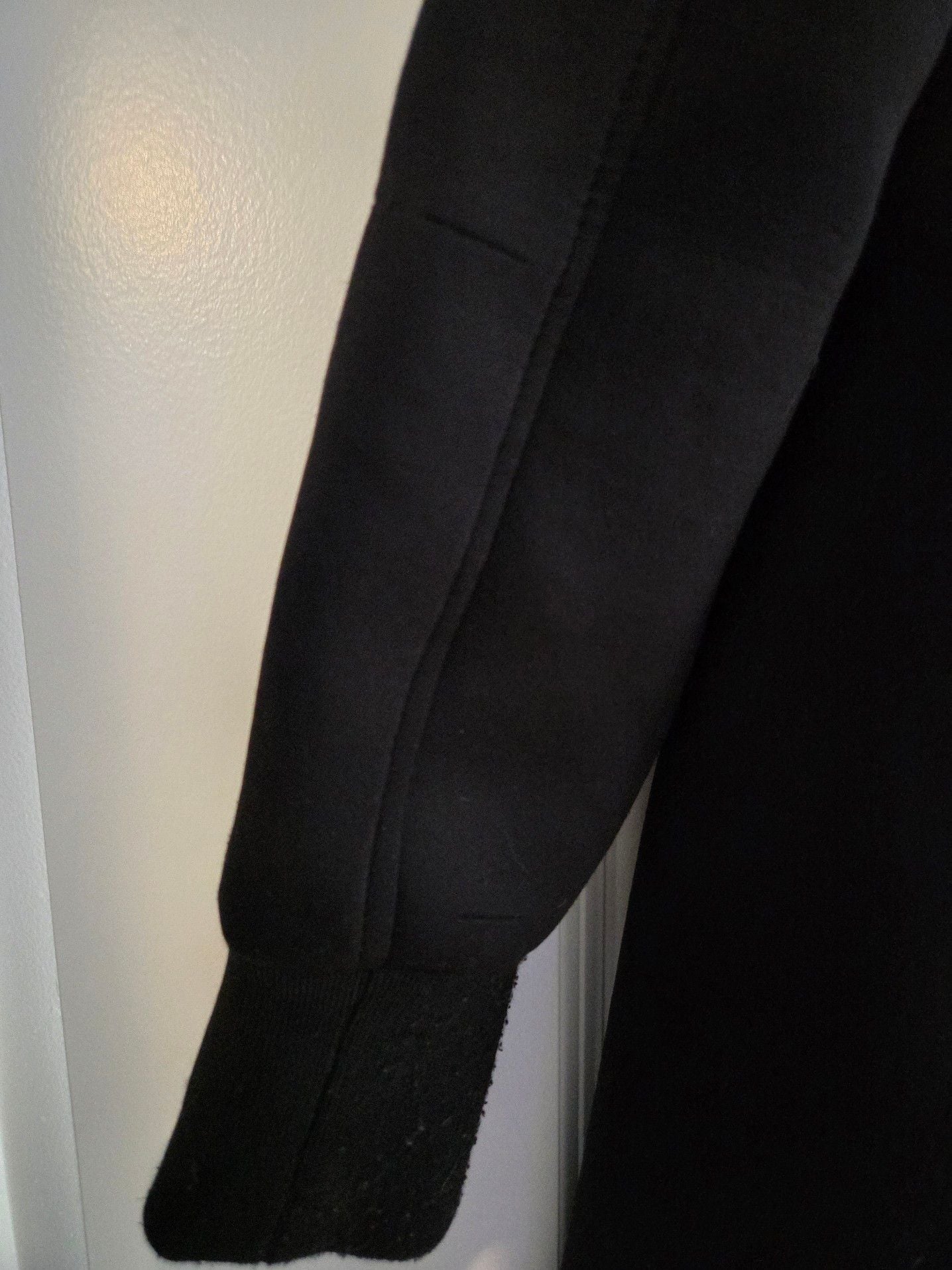 Michael Kors Women's Quilted Bomber Jacket with Contrast Stripe Sleeves.
*Estimated value is $85 on sellraze* 18