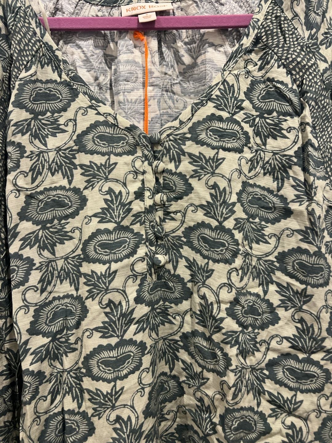 Knox Rose Women's Long Sleeve V-Neck Papyrus Green Floral Boho Popover Blouse 7