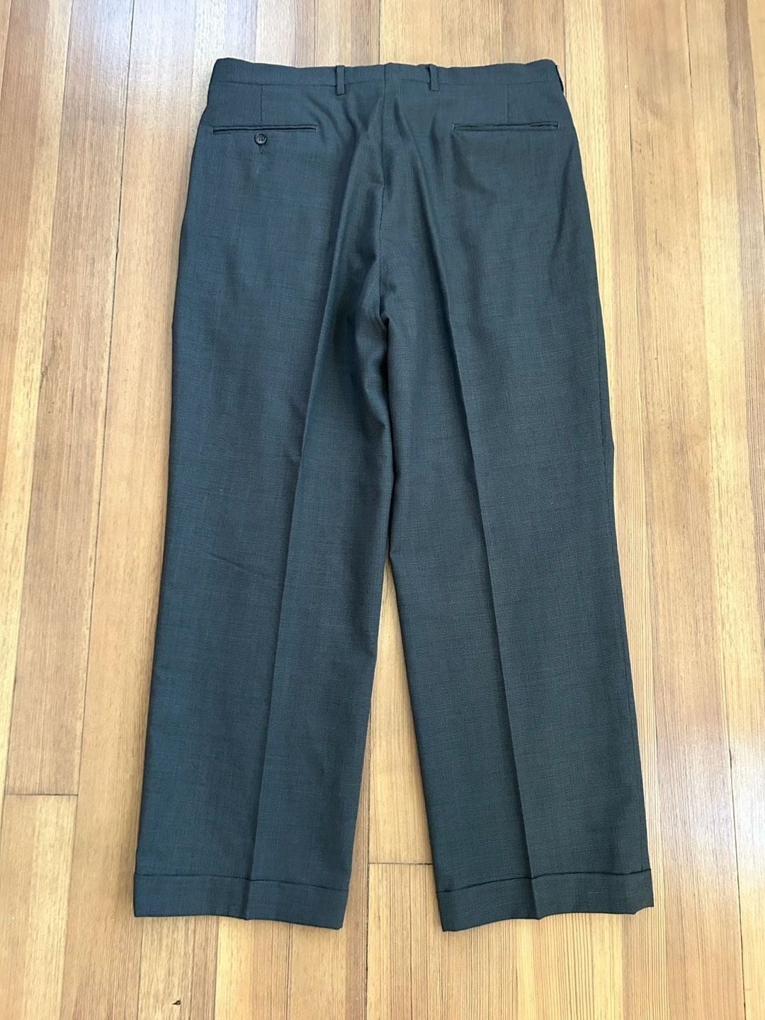 Jos. A. Bank Executive Collection 100% Pure Wool Dark Grey Men's Suit 9