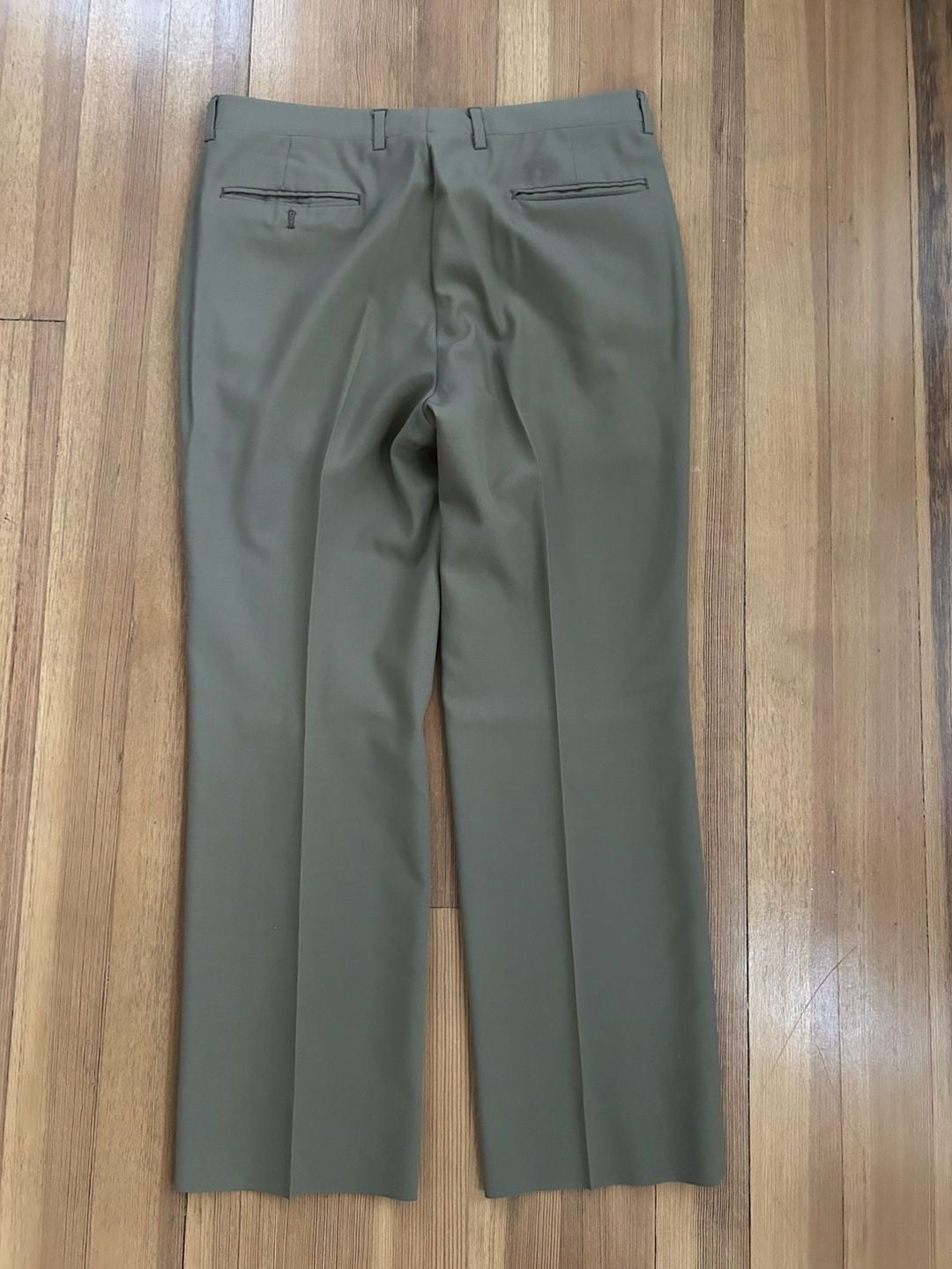 Jos. A. Bank Clothiers Men's Two-Piece Suit Wool 9
