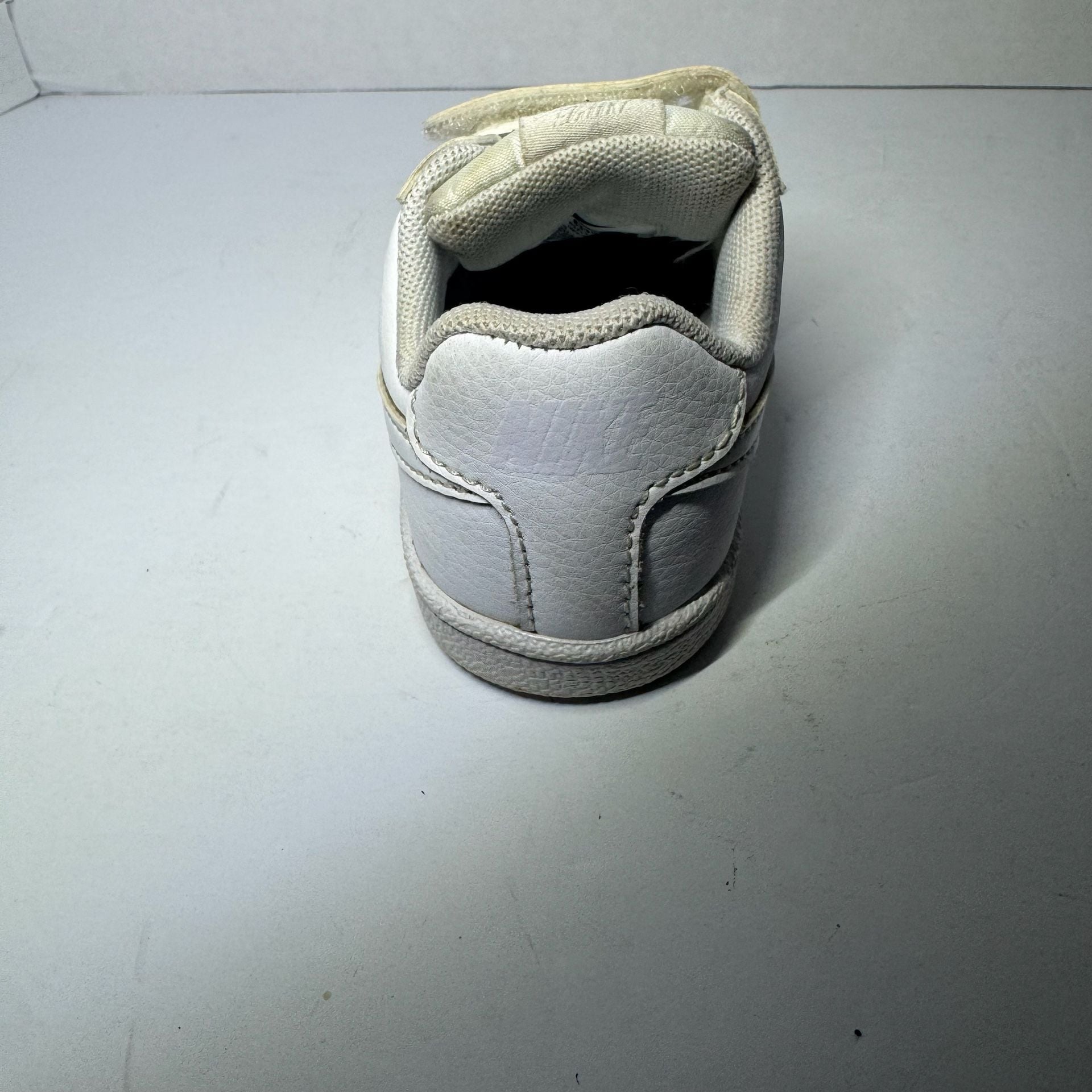 Nike Court Royale TDV Toddler Hook-and-Loop Sneakers White 833537-102 14