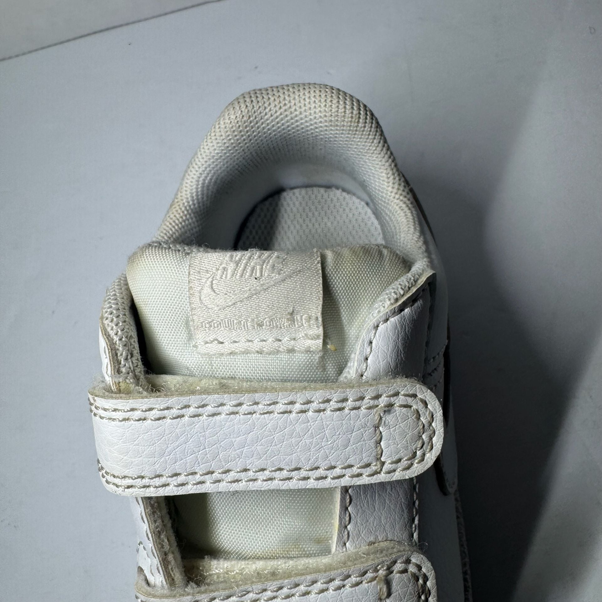 Nike Court Royale TDV Toddler Hook-and-Loop Sneakers White 833537-102 15