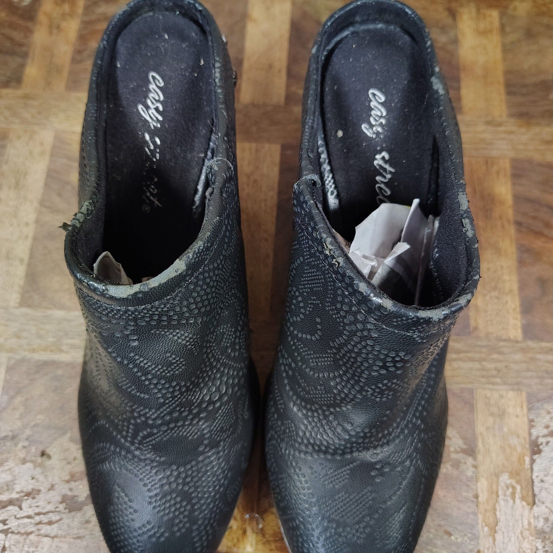 Whimsigoth, witchy, biker Black Embossed Studded Slip-On Mule Clog Heels Size 7M 4