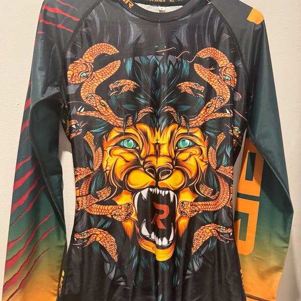 ROAR Ladies MMA Rash Guard Lion Snake Long Sleeve Compression Shirt