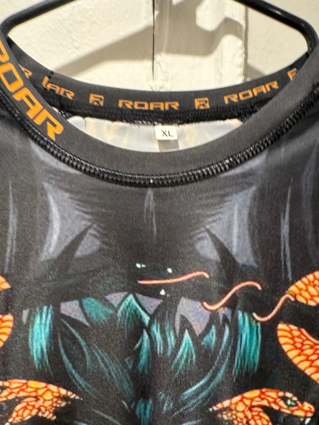 ROAR Ladies MMA Rash Guard Lion Snake Long Sleeve Compression Shirt 3