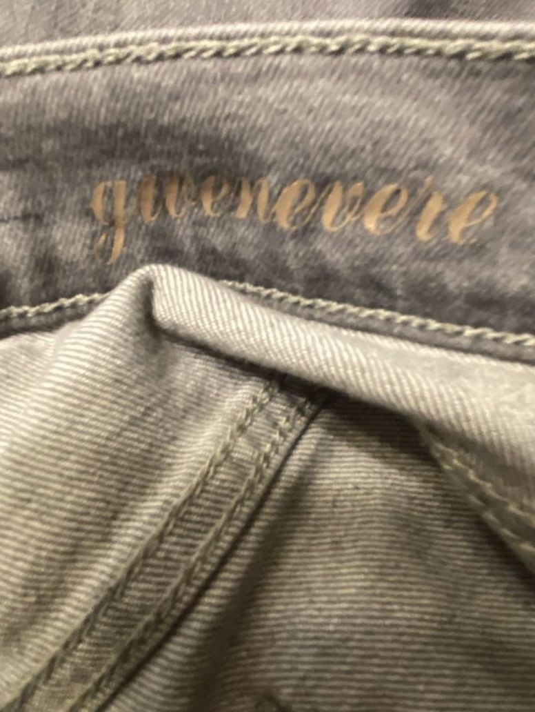 7 For All Mankind Guinevere Skinny Jeans 7