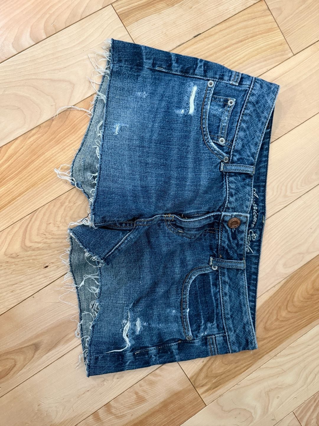 8 American Eagle Distressed Raw Hem Denim Shortie Shorts 2