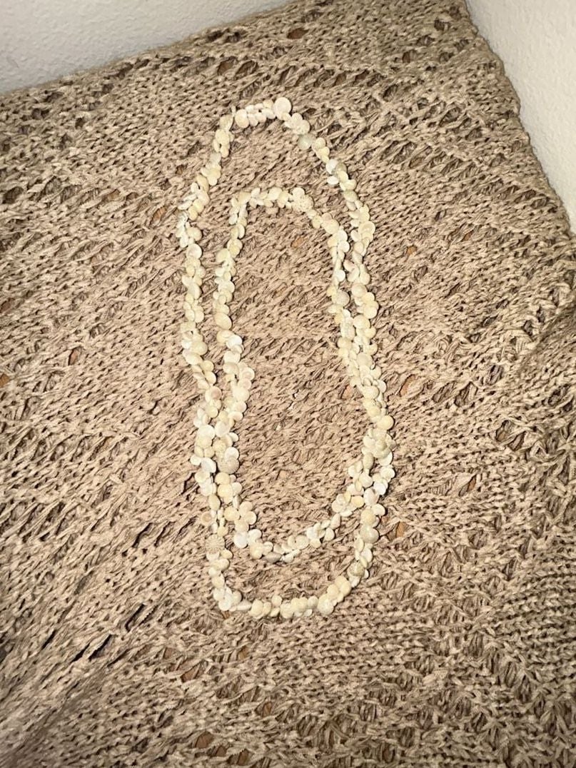 Natural Puka Shell Beaded Necklace 5