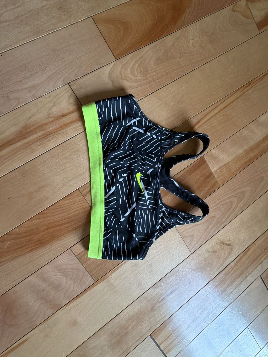 L Nike Pro Classic Bash Dri-FIT Sports Bra Black Volt White 1