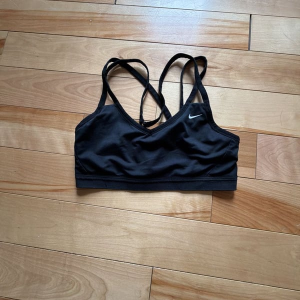 Size L Nike Pro Indy Light-Support Cross-Back Sports Bra